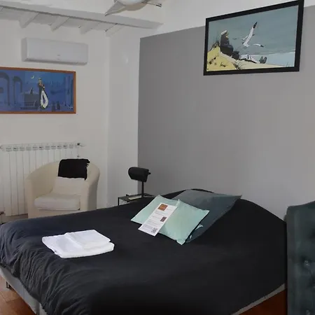 La Paillere D Hotes Bed & Breakfast 3*